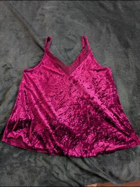 Women’s Crushed Velvet V-Neck Cami Tank Top